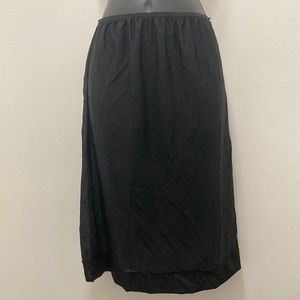 Skirt slip